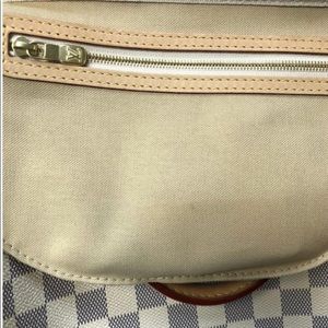 Louis vuitton speedy 39 azur auth